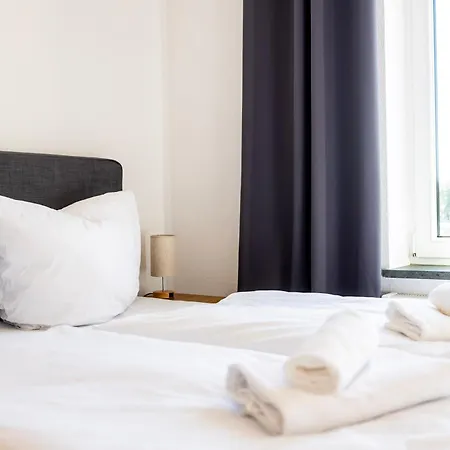 70 Qm Wohlfuehlperle - Ruhig Und Trotzdem Schnell Im Zentrum - Grosser Balkon Apartamento