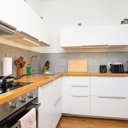 70 Qm Wohlfuehlperle - Ruhig Und Trotzdem Schnell Im Zentrum - Grosser Balkon Appartement Dresde
