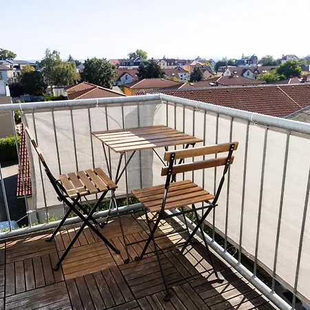 70 Qm Wohlfuehlperle - Ruhig Und Trotzdem Schnell Im Zentrum - Grosser Balkon Appartement *