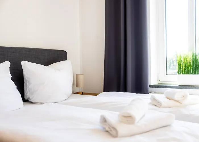 70 Qm Wohlfühlperle - Ruhig Und Trotzdem Schnell Im Zentrum - Großer Balkon Apartamento