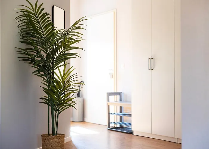 70 Qm Wohlfühlperle - Ruhig Und Trotzdem Schnell Im Zentrum - Großer Balkon *